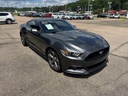 Used 2016 Ford Mustang Coupe w/ Equipment Group 051A RWD image 4