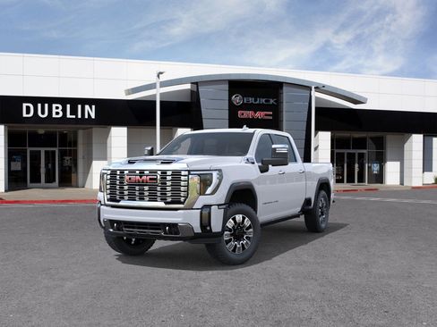 New 2026 GMC Sierra 2500 Denali w/ Denali Reserve Package image 9