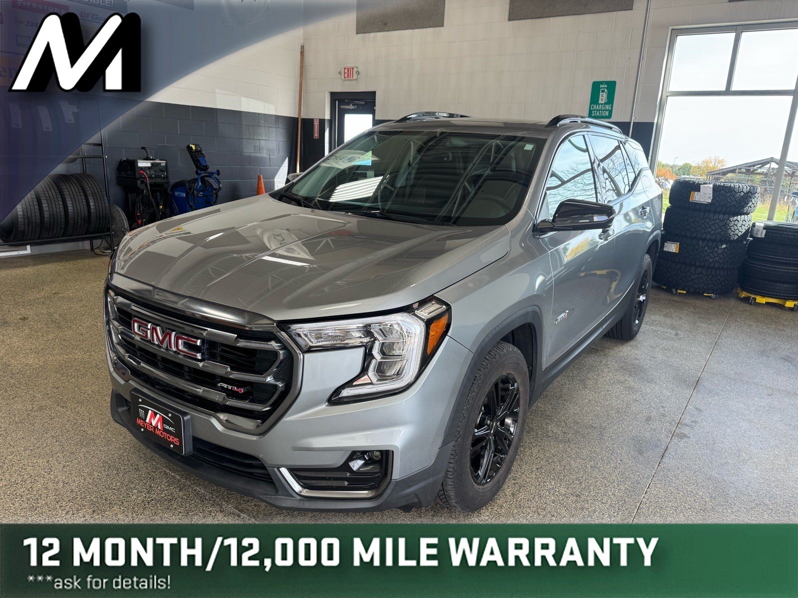Used 2024 GMC Terrain AT4 AWD/4WD image 1