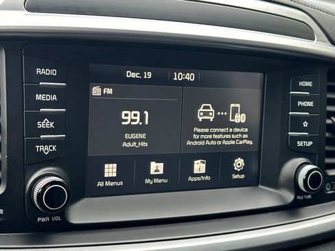 Used 2020 Kia Sorento S image 22