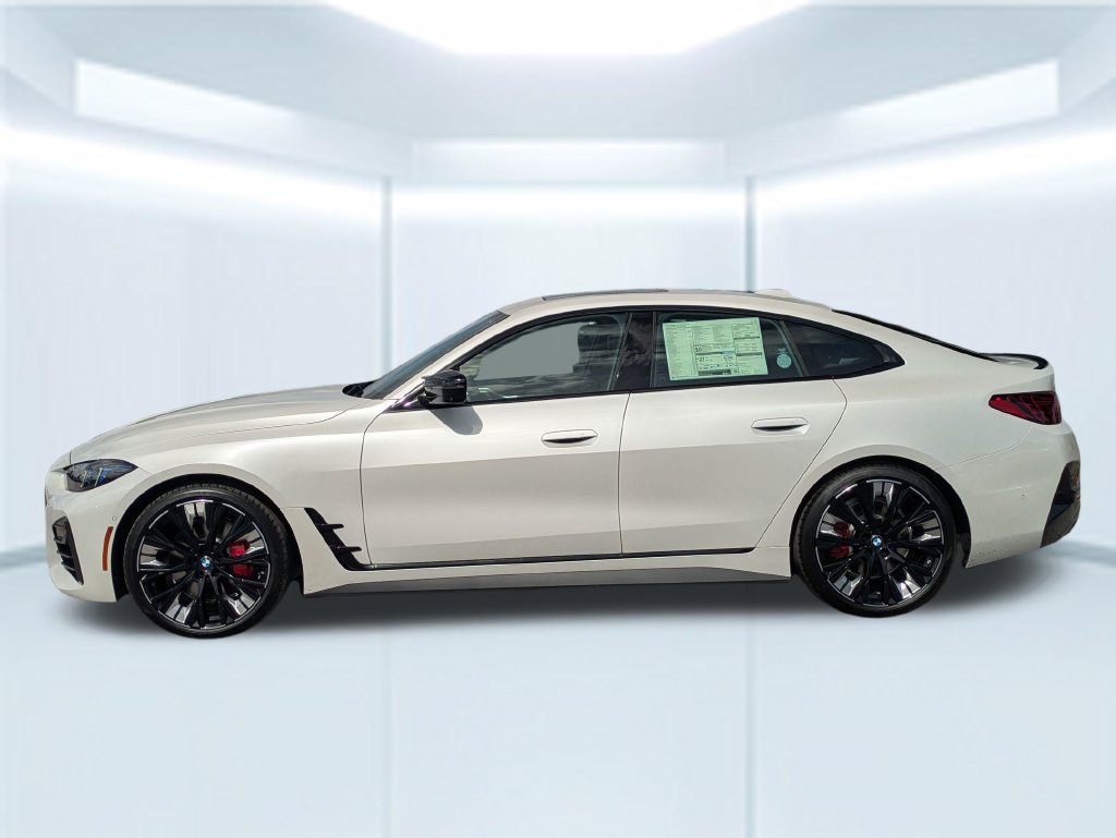New 2026 BMW 440i xDrive w/ Premium Package AWD/4WD image 2