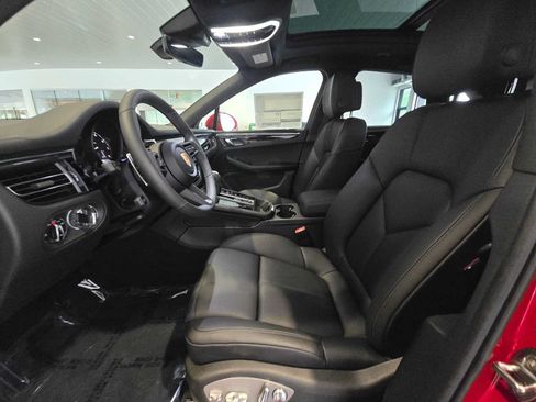 New 2026 Porsche Macan AWD/4WD image 23