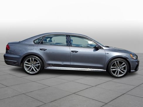 Used 2018 Volkswagen Passat 2.0T S FWD image 8