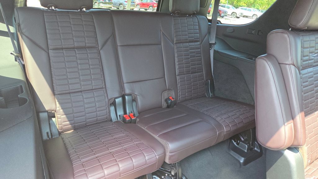 Used 2021 Cadillac Escalade Sport Platinum AWD/4WD image 12