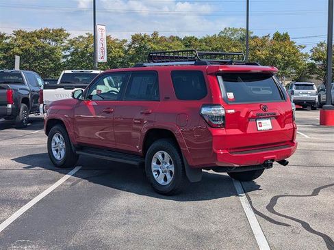 Certified 2024 Toyota 4Runner SR5 Premium image 4