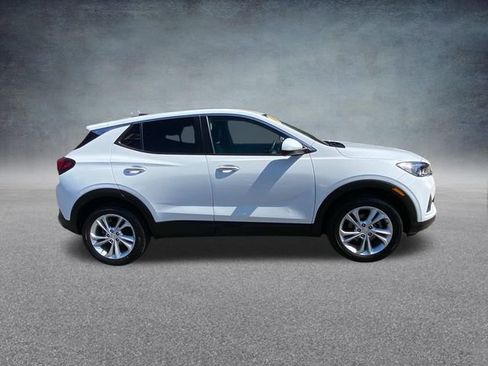 Used 2022 Buick Encore GX Preferred w/ Cold Weather Comfort Package AWD/4WD image 10