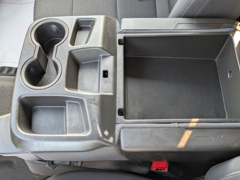 Used 2020 Chevrolet Silverado 1500 LT image 22