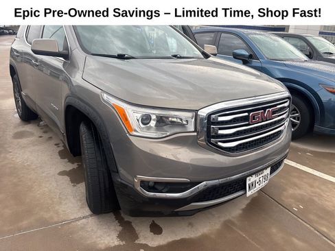 Used 2019 GMC Acadia SLT image 1
