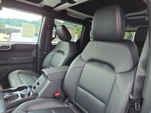 New 2026 Ford Bronco Badlands AWD/4WD image 24
