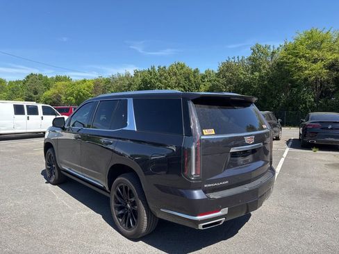 Certified 2025 Cadillac Escalade Premium Luxury w/ LPO, Floor Liner Package image 5