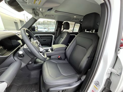 Certified 2025 Land Rover Defender 110 S image 15