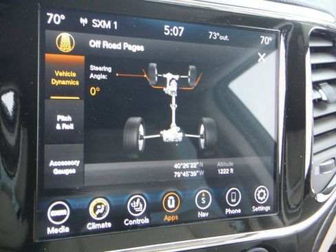 Used 2022 Jeep Grand Cherokee Laredo E w/ Security & Convenience Group AWD/4WD image 33