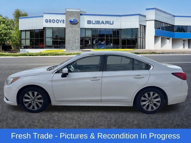 Used 2015 Subaru Legacy 2.5i Premium AWD/4WD image 2