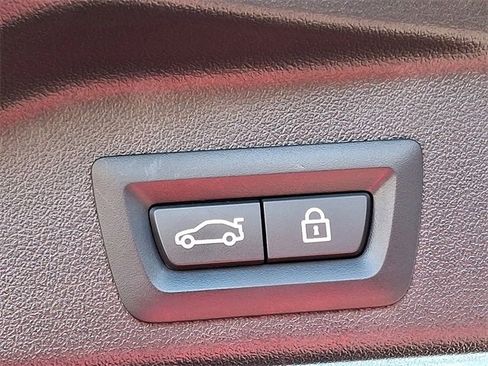 Used 2023 BMW X5 xDrive45e w/ M Sport Package image 36