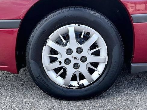 Used 2005 Chevrolet Impala FWD image 29