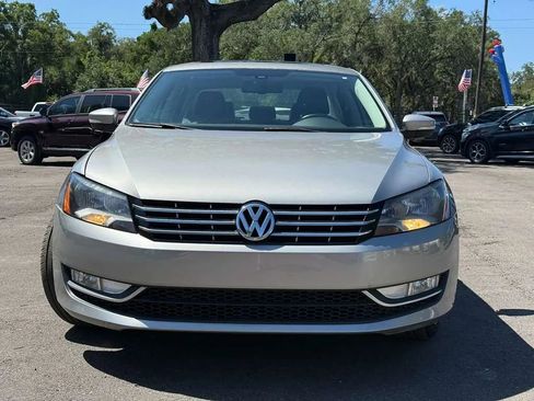 Used 2013 Volkswagen Passat TDI SEL Premium FWD image 2