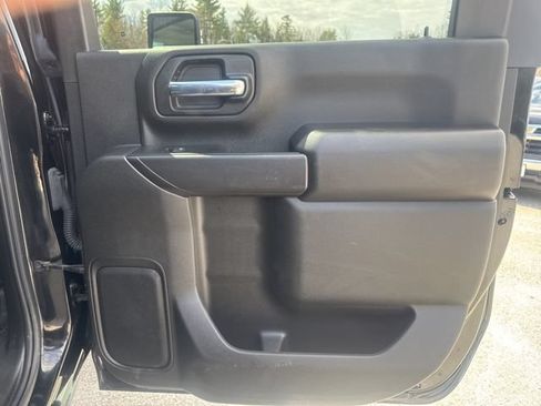 Used 2024 Chevrolet Silverado 2500 Custom w/ Custom Convenience Package AWD/4WD image 31