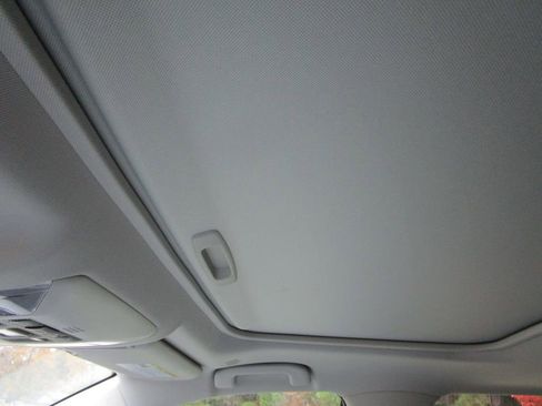 Used 2025 Toyota RAV4 Limited image 39