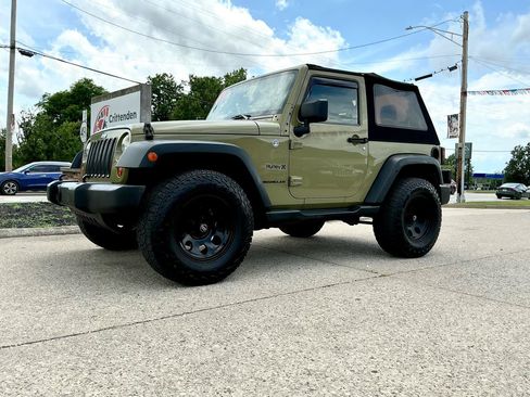 Used 2013 Jeep Wrangler Sport AWD/4WD image 20