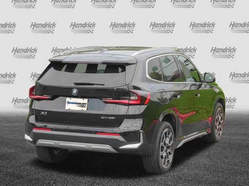 Certified 2025 BMW X1 xDrive28i AWD/4WD image 9