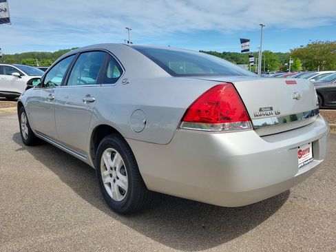 Used 2008 Chevrolet Impala LS FWD image 16