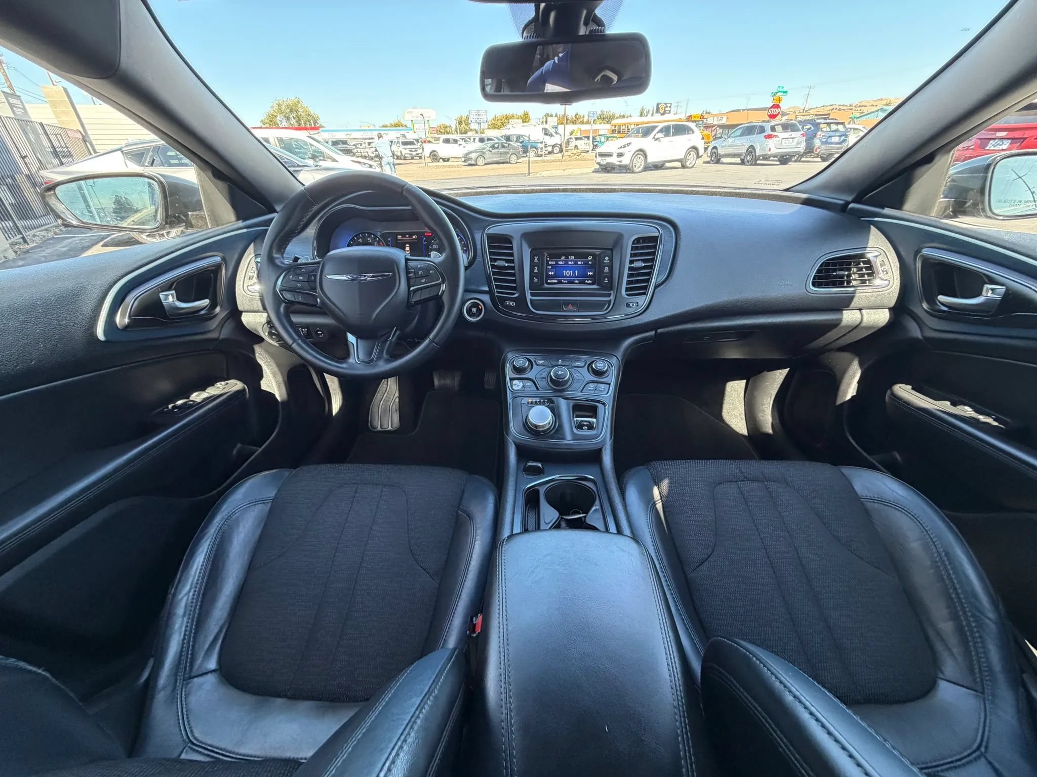 Used 2016 Chrysler 200 S FWD image 20