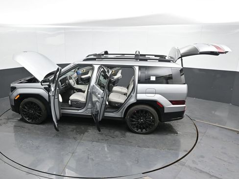 Used 2025 Hyundai Santa Fe Calligraphy image 57