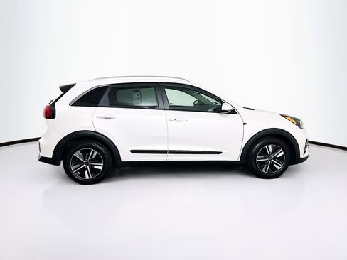 Used 2022 Kia Niro EX image 10