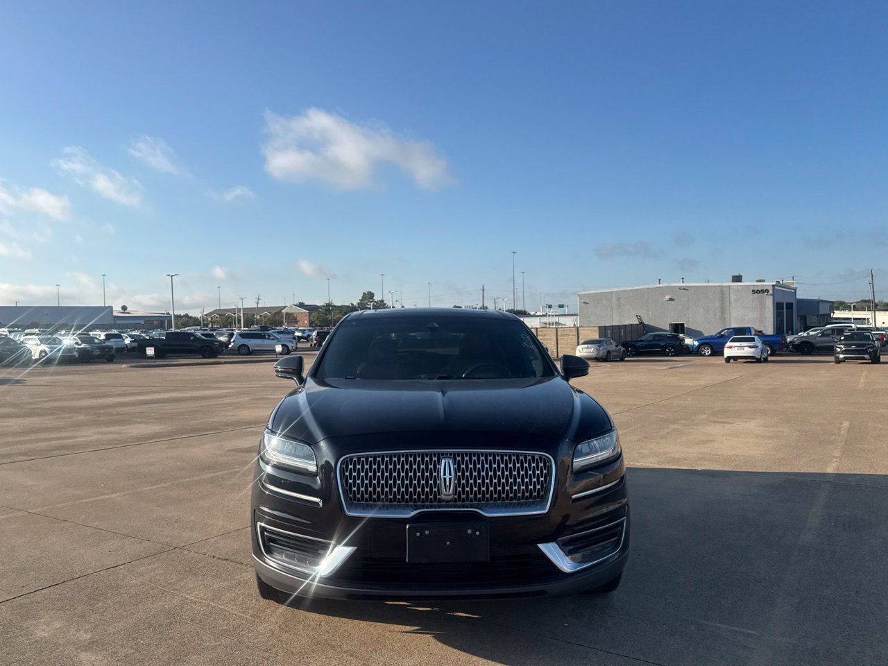 Used 2019 Lincoln Nautilus Reserve w/ Cargo Utility Package FWD image 8