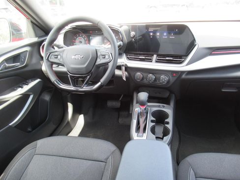 New 2026 Chevrolet Trax RS w/ Sunroof Package FWD image 13