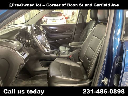 Used 2020 GMC Terrain SLT w/ Preferred Package AWD/4WD image 14