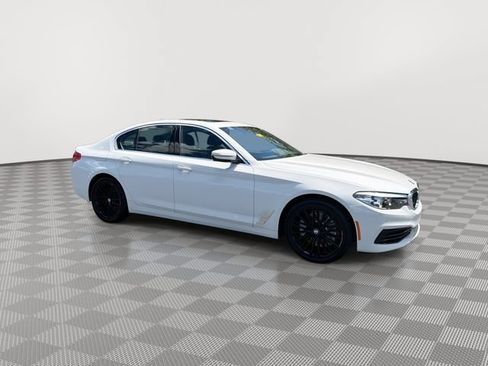 Used 2020 BMW 530i xDrive w/ Convenience Package AWD/4WD image 13