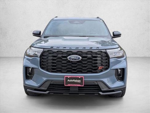 New 2026 Ford Explorer ST w/ Sun And Sound Package image 5