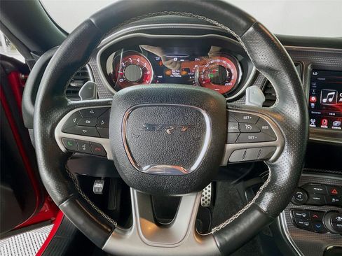 Used 2015 Dodge Challenger SRT Hellcat RWD image 14