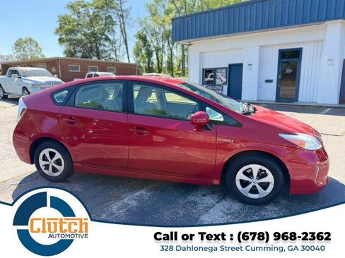 Used 2015 Toyota Prius Two image 4