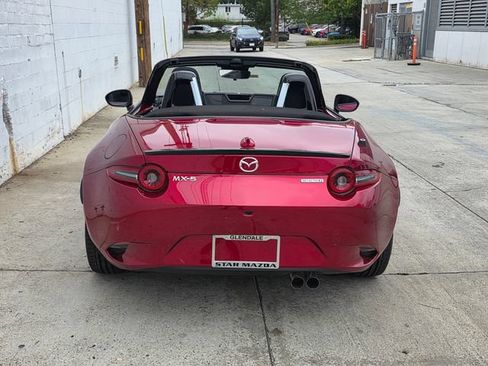 New 2026 MAZDA MX-5 Miata Club RWD image 5