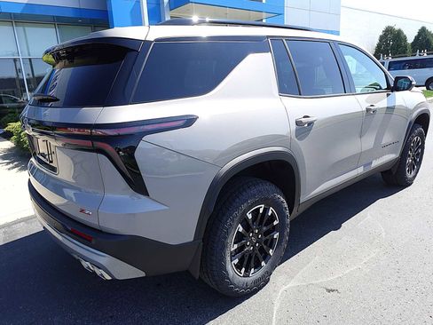 New 2026 Chevrolet Traverse Z71 w/ Driver Confidence Package AWD/4WD image 3