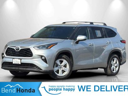 Used 2021 Toyota Highlander LE