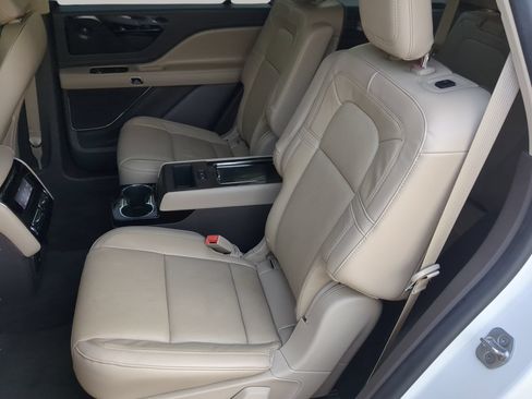 Used 2023 Lincoln Aviator Reserve w/ Equipment Group 201A RWD image 53