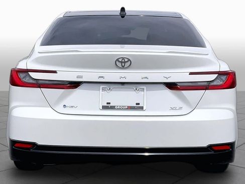 Used 2025 Toyota Camry XLE w/ Premium Package FWD image 5