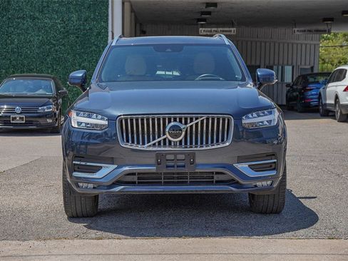 Used 2022 Volvo XC90 T6 Inscription image 4
