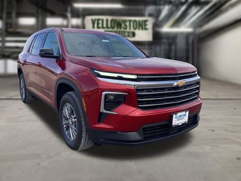 New 2026 Chevrolet Traverse LT w/ Enhanced Driving Package image 4