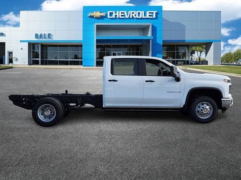 New 2025 Chevrolet Silverado 3500 W/T RWD image 2