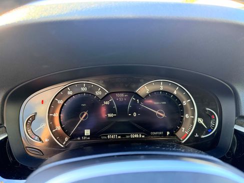 Used 2019 BMW 530i xDrive w/ M Sport Package image 19