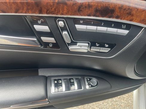 Used 2013 Mercedes-Benz S 550 4MATIC image 18