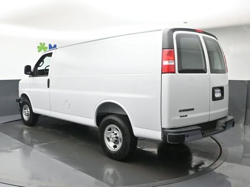 New 2026 Chevrolet Express 2500 w/ Driver Convenience Package RWD image 19