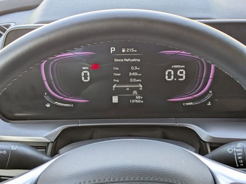 Used 2025 Kia Telluride S image 17