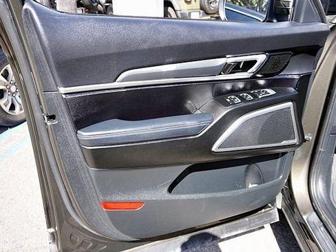 Used 2021 Kia Telluride S FWD image 24