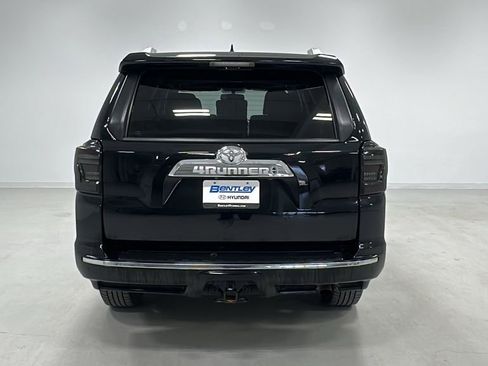 Used 2018 Toyota 4Runner Limited image 5