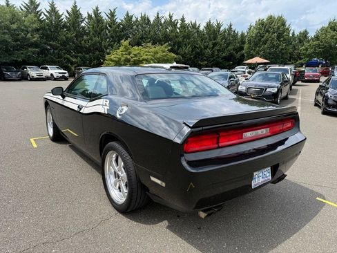 Used 2013 Dodge Challenger R/T RWD image 11